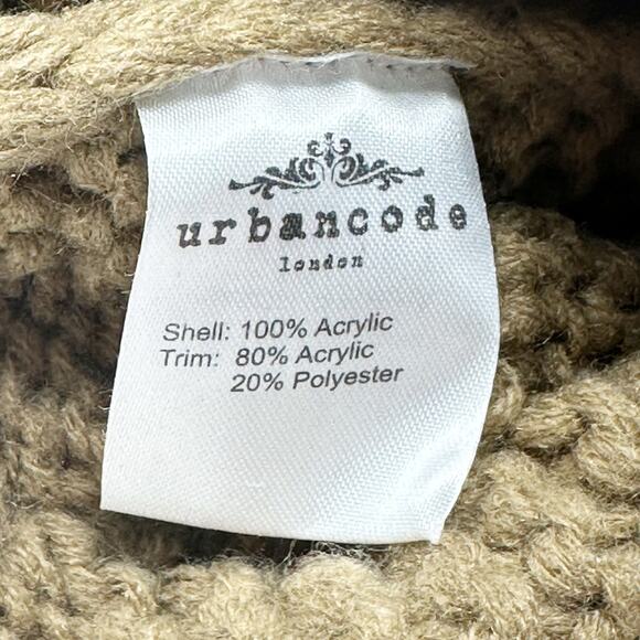 ASOS Urbancode London Chunky Cable Knit Pom Pom Hat Camel - Picture 5 of 6